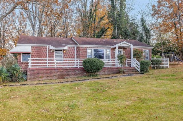 2626 White Sulphur Road, Gainesville, GA 30501