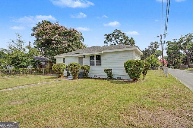 1301 E 68th Street, Savannah, GA 31404