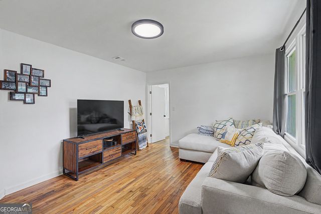 1301 E 68th Street, Savannah, GA 31404
