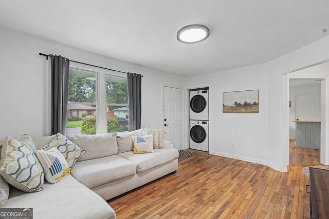 1301 E 68th Street, Savannah, GA 31404