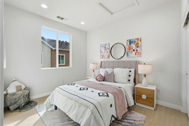 168 E Main Avenue, Morgan Hill, CA 95037