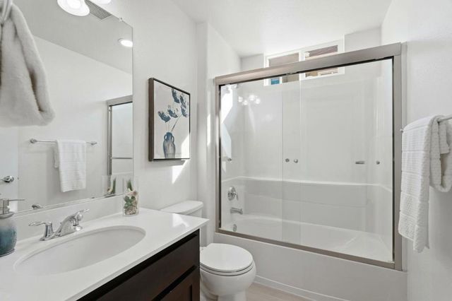 168 E Main Avenue, Morgan Hill, CA 95037