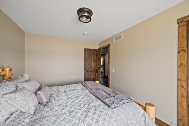 1795 Duck Pond, Gaylord, MI 49735