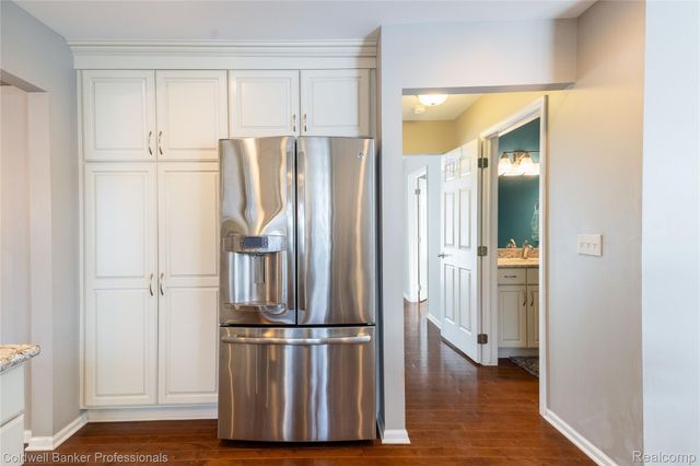 60628 S Lyon Trail, Lyon Charter Township, MI 48178