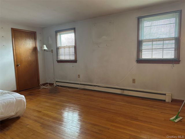 13 Ashwood Terrace, Newburgh, NY 12550