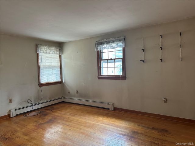 13 Ashwood Terrace, Newburgh, NY 12550