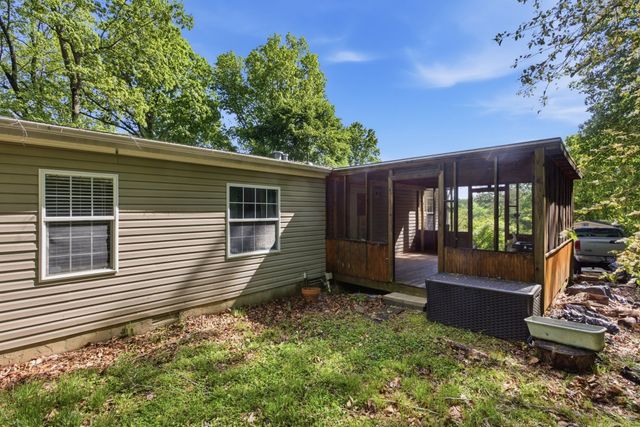 230 E Piney Rd, E, Dickson, TN 37055
