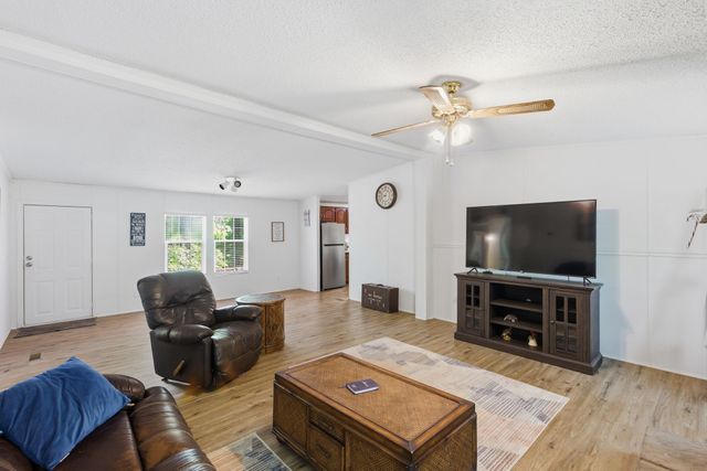 230 E Piney Rd, E, Dickson, TN 37055