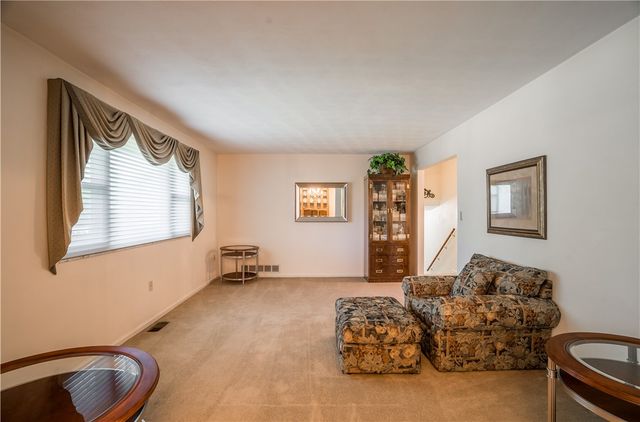 611 Gamewell Drive, Miamisburg, OH 45342