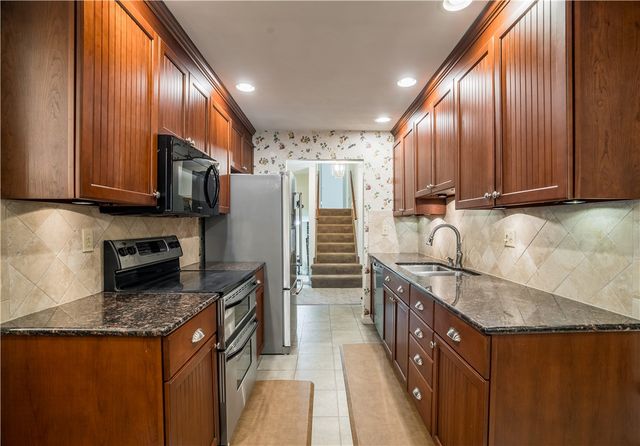 611 Gamewell Drive, Miamisburg, OH 45342