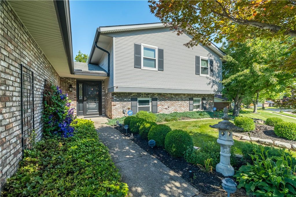 611 Gamewell Drive, Miamisburg, OH 45342