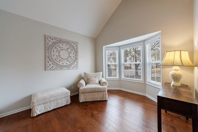 195 Weatherstone Drive, Woodstock, GA 30188