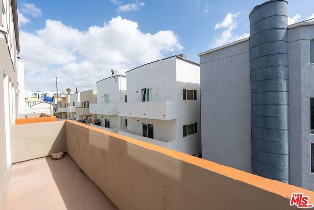 110 Fleet Street, Marina Del Rey, CA 90292