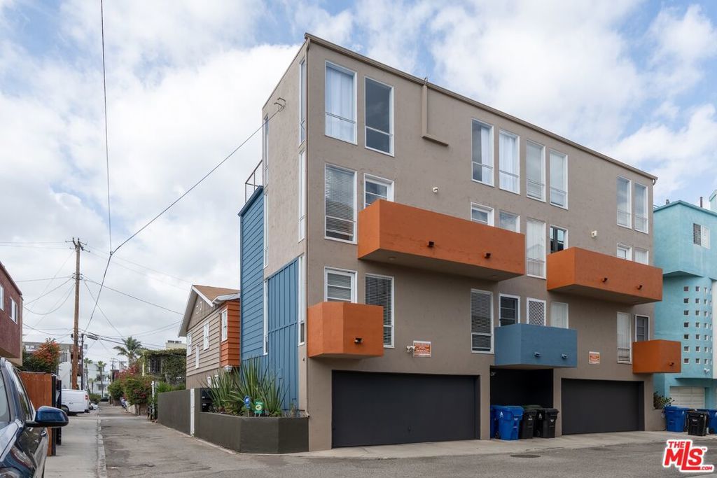 110 Fleet Street, Marina Del Rey, CA 90292