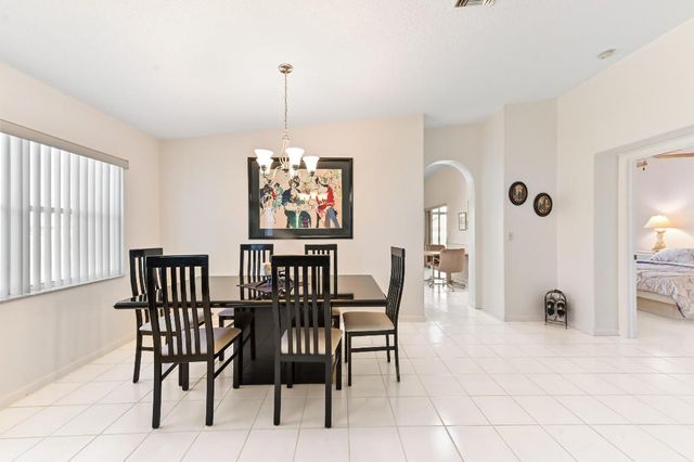 8053 Clear Shores Circle, Delray Beach, FL 33446