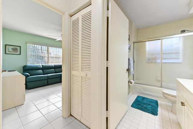 8053 Clear Shores Circle, Delray Beach, FL 33446