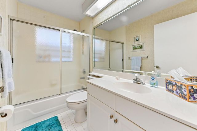 8053 Clear Shores Circle, Delray Beach, FL 33446