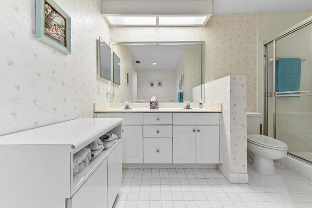 8053 Clear Shores Circle, Delray Beach, FL 33446