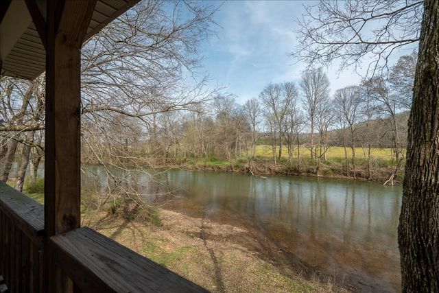 516 Barney Ln, Westpoint, TN 38486