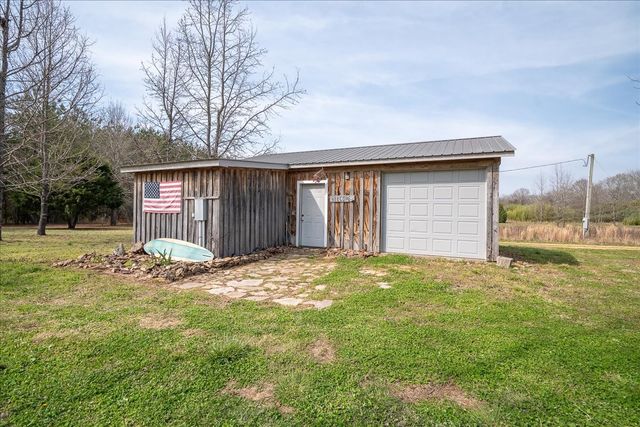 516 Barney Ln, Westpoint, TN 38486