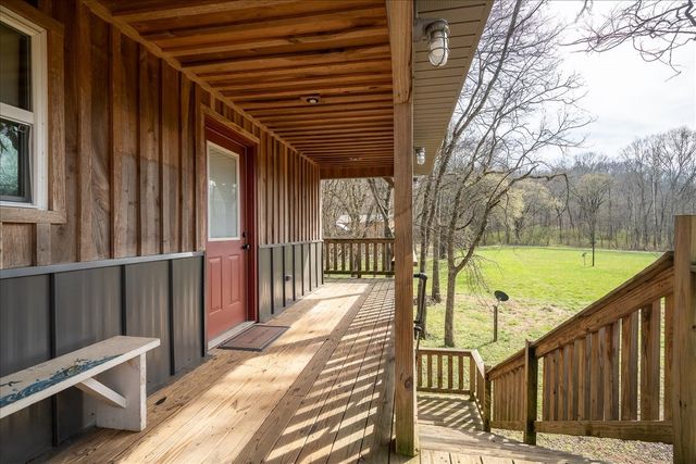 516 Barney Ln, Westpoint, TN 38486
