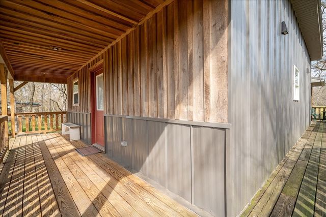 516 Barney Ln, Westpoint, TN 38486