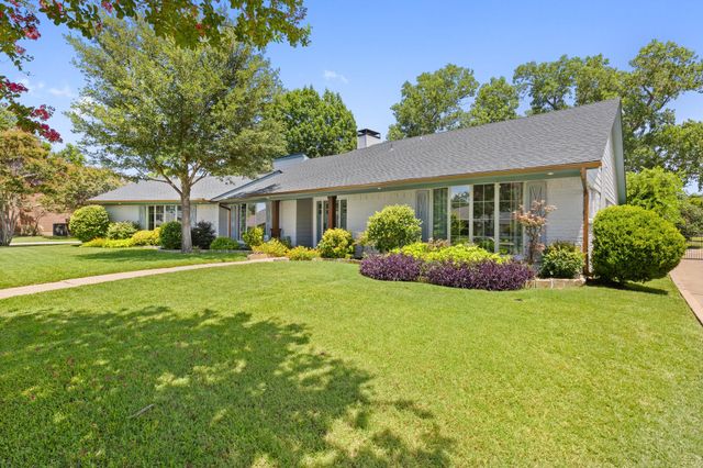 1516 Inverness Road, Mansfield, TX 76063