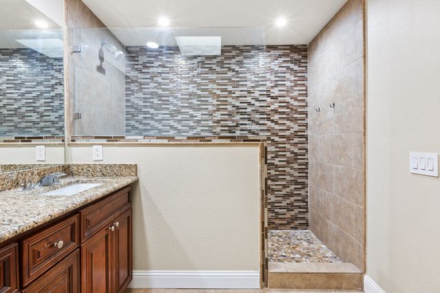 1516 Inverness Road, Mansfield, TX 76063