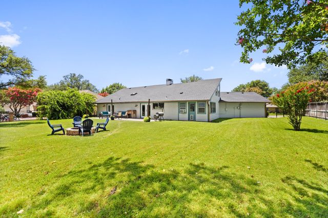 1516 Inverness Road, Mansfield, TX 76063