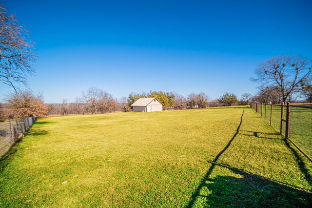 115 Bent Oak Road, Weatherford, TX 76086