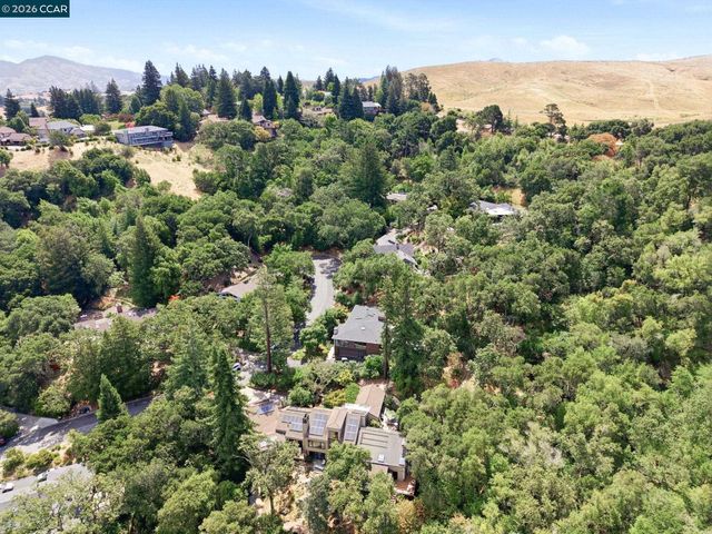 691 Old Jonas Hill Rd, Lafayette, CA 94549