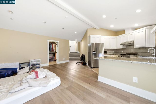 691 Old Jonas Hill Rd, Lafayette, CA 94549