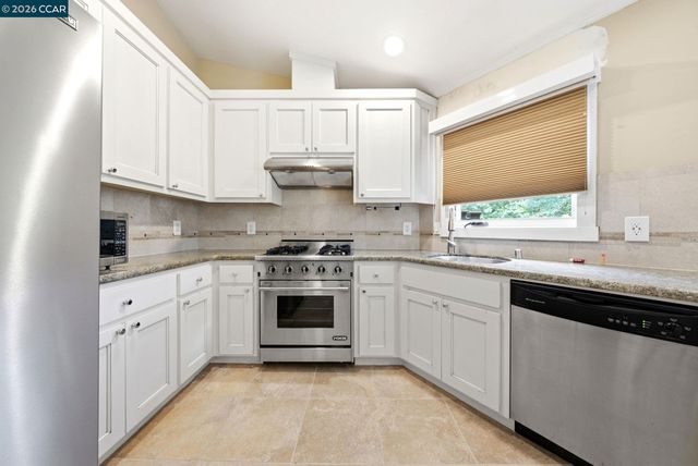 691 Old Jonas Hill Rd, Lafayette, CA 94549