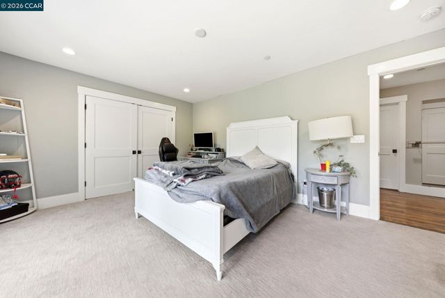 691 Old Jonas Hill Rd, Lafayette, CA 94549
