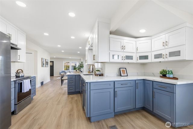 331 NE 53rd Street, Seattle, WA 98105