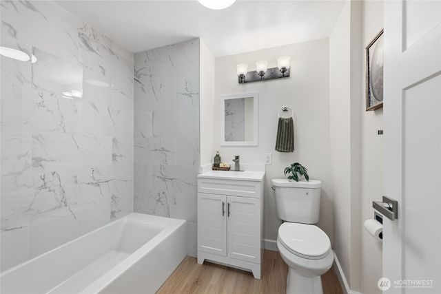 331 NE 53rd Street, Seattle, WA 98105