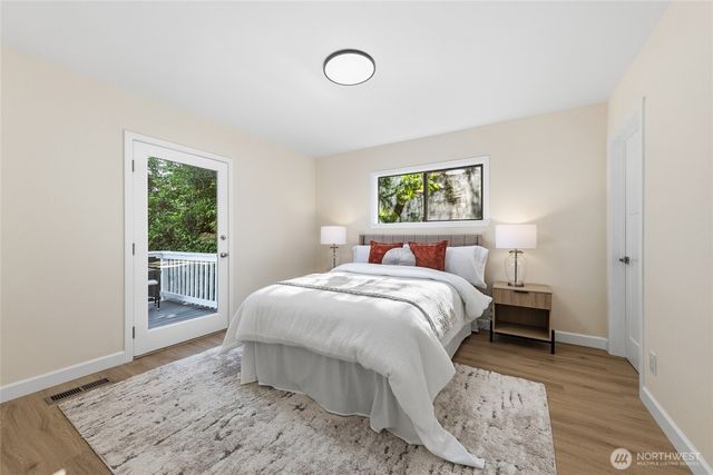 331 NE 53rd Street, Seattle, WA 98105