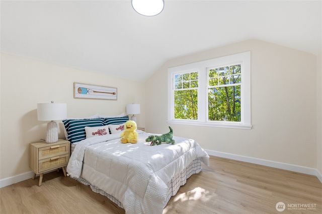 331 NE 53rd Street, Seattle, WA 98105