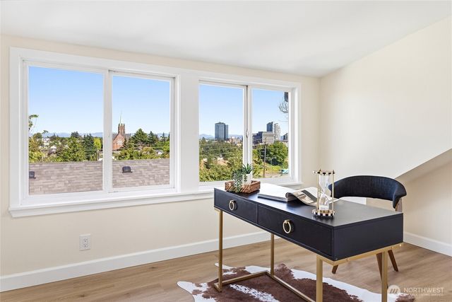 331 NE 53rd Street, Seattle, WA 98105