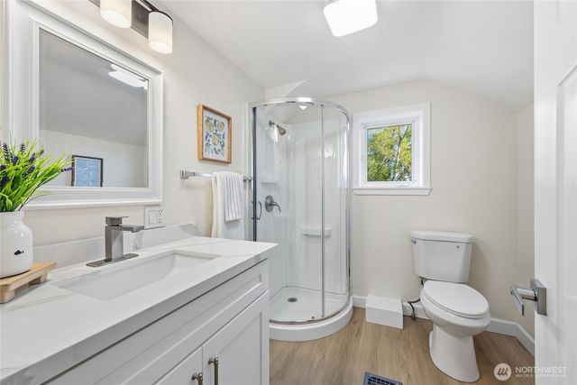 331 NE 53rd Street, Seattle, WA 98105