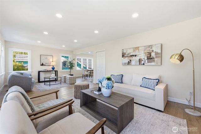 331 NE 53rd Street, Seattle, WA 98105