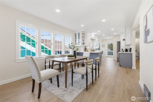 331 NE 53rd Street, Seattle, WA 98105