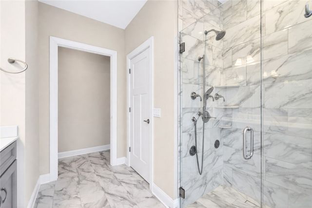 415 Freedom Dr, Richland, PA 15044