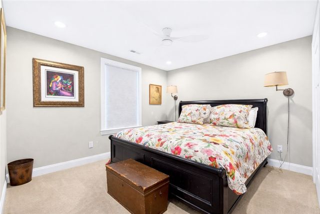 415 Freedom Dr, Richland, PA 15044