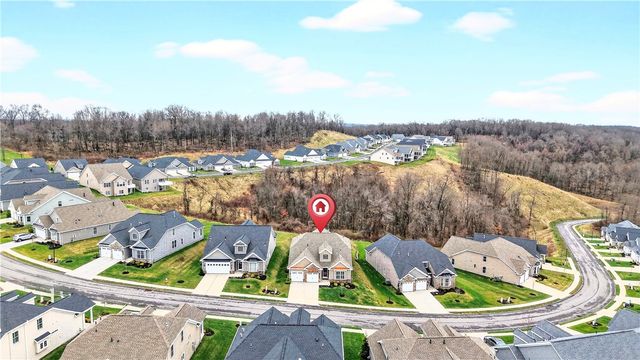 415 Freedom Dr, Richland, PA 15044