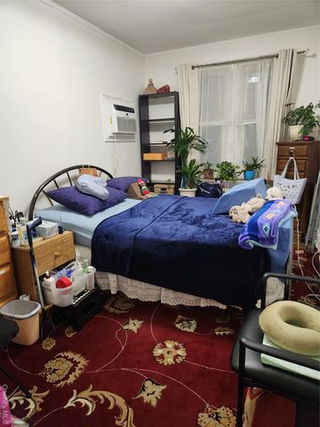 904 E 54th Street, Brooklyn, NY 11234