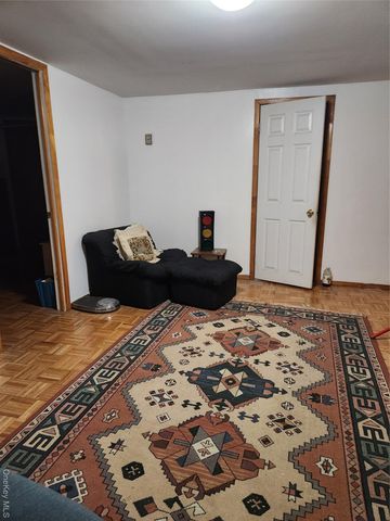 904 E 54th Street, Brooklyn, NY 11234