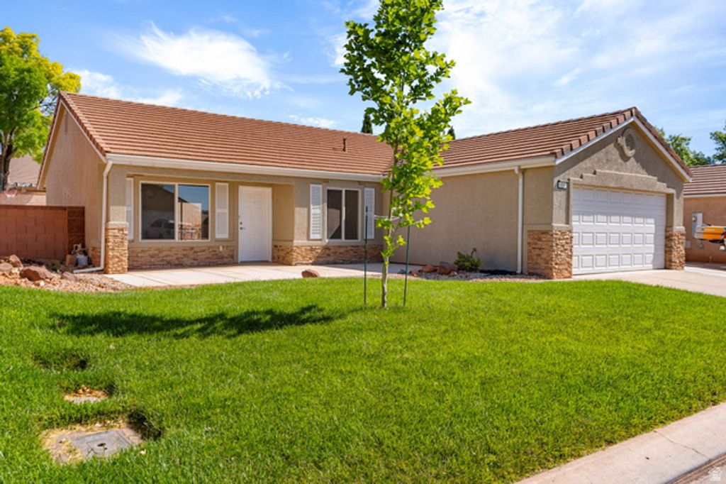 Image 1 of property listing at 651 E 460 S, Leeds, UT 84746