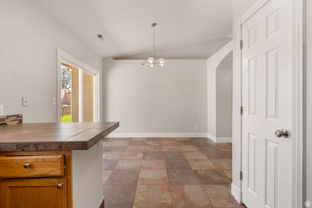 Image 12 of property listing at 651 E 460 S, Leeds, UT 84746