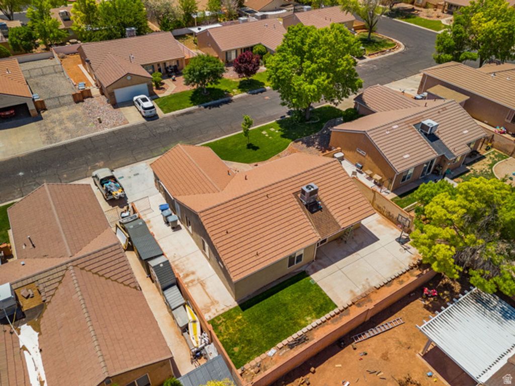 Image 39 of property listing at 651 E 460 S, Leeds, UT 84746